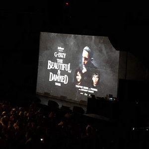 Meet your Posher, Max